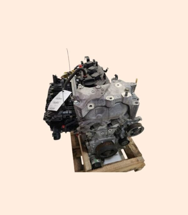 Used 2002  Nissan  ALITMA  Engine - 2.5L (VIN A, 4th digit, QR25DE)